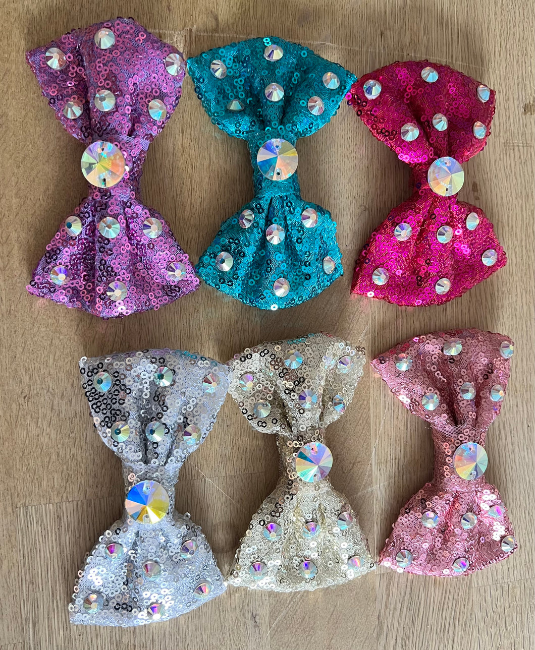 Iconic Crystal Bow